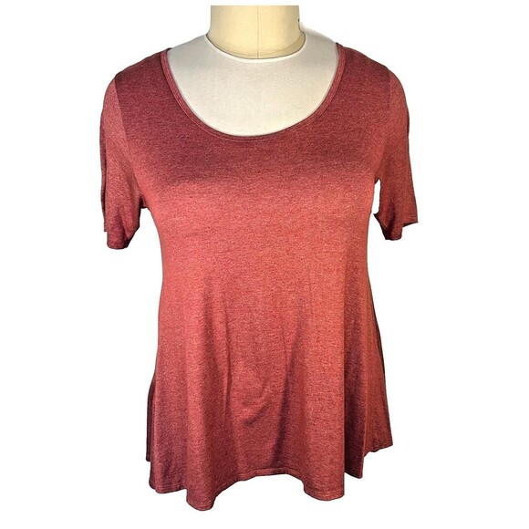 LuLaRoe Tops - LuLaRoe Women's Red T-shirt